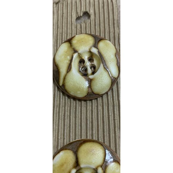 Incomparable Company Set Of 2 Buttons Large Set Of 2 Yellow Brown - Picture 2 of 4